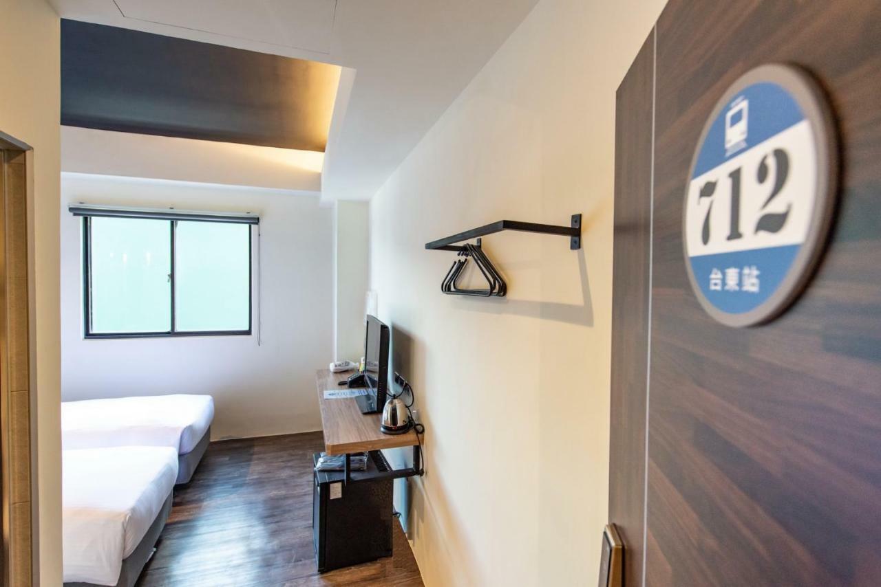 Traveller Inn Tiehua Cultural And Creative Hotel II Taitung Exterior photo