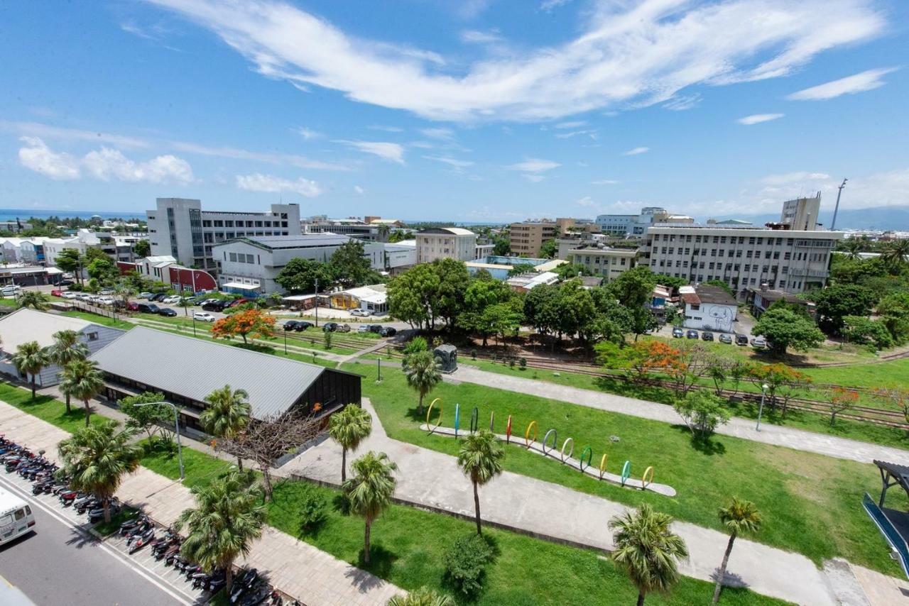 Traveller Inn Tiehua Cultural And Creative Hotel II Taitung Exterior photo