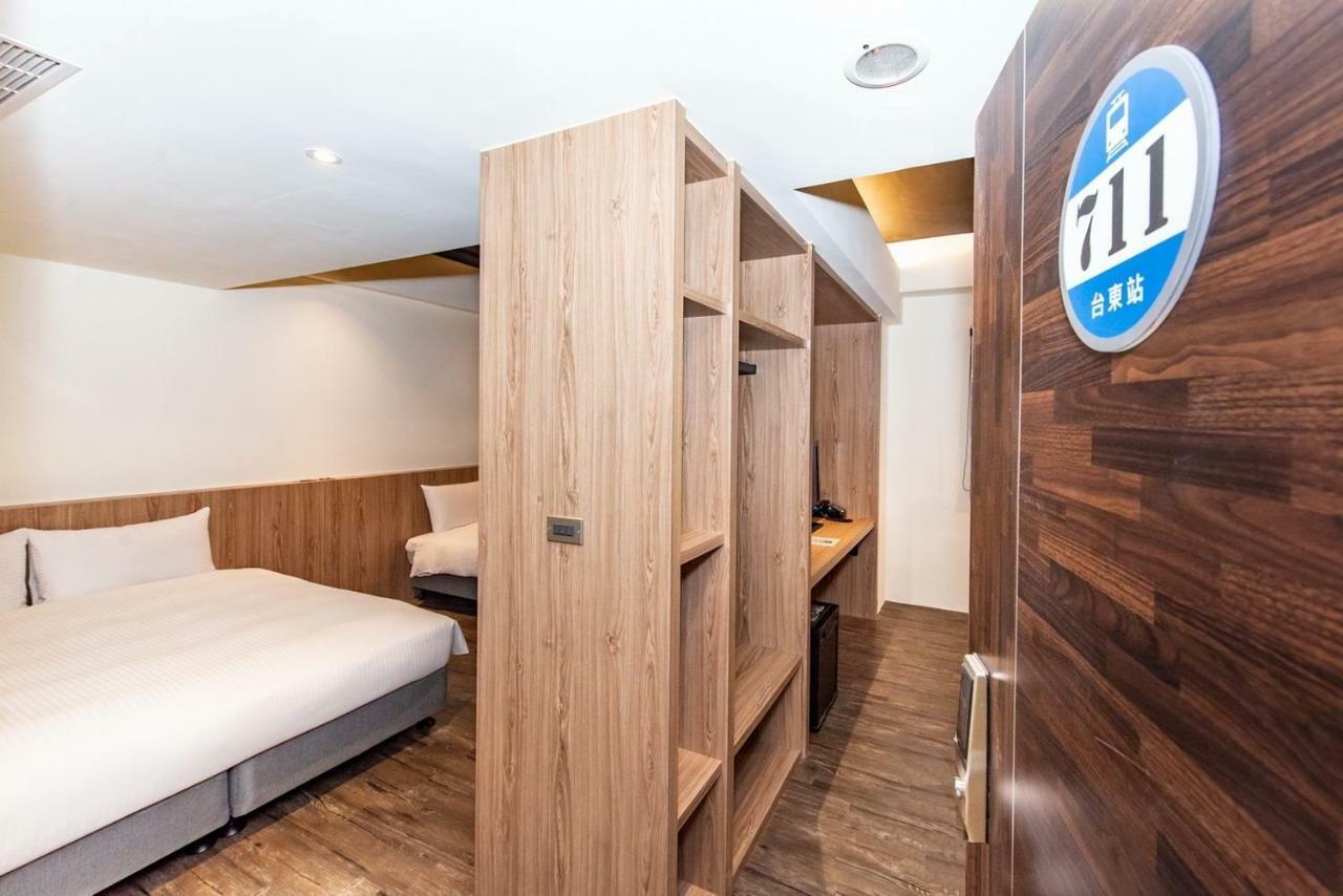 Traveller Inn Tiehua Cultural And Creative Hotel II Taitung Exterior photo