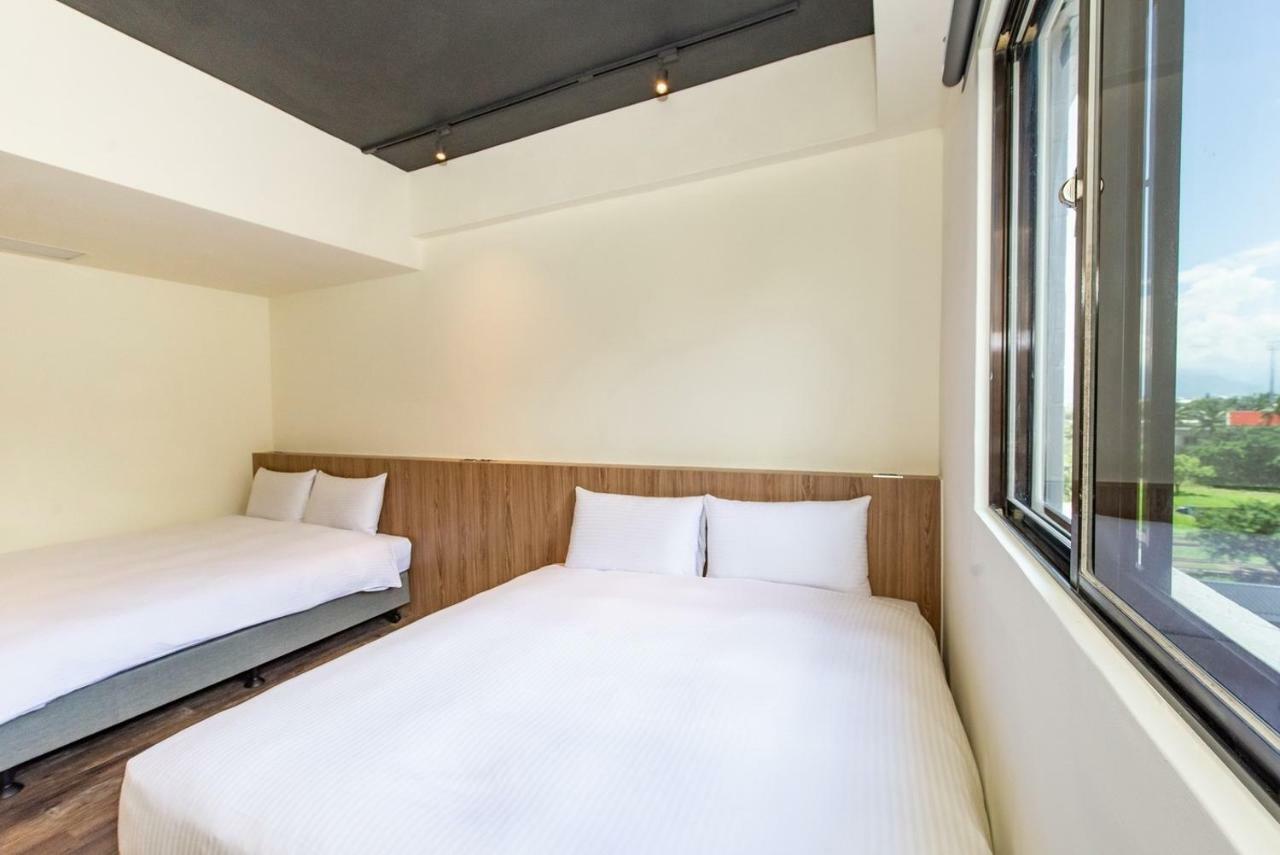 Traveller Inn Tiehua Cultural And Creative Hotel II Taitung Exterior photo